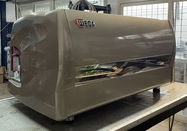 WEGA POLARIS - Macchina Caffè Espresso Bar - 3 gruppi AUTOMATICA - revisionata 3