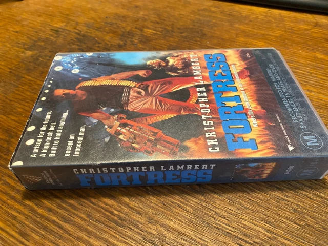 CASSETTE VIDÉO VHS Film Fortress Christophe Lambert Rare EUR 5,87