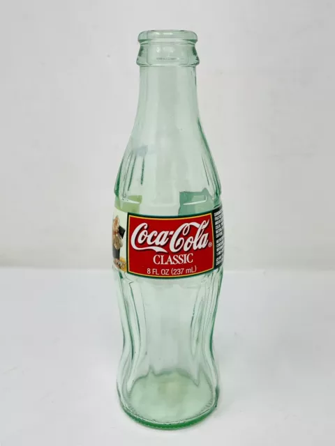 Christmas 1997 Coca-Cola Classic 8 Fl Oz Glass Bottle Santa Claus EMPTY