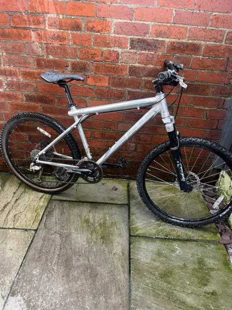 GT Avalanche 1.0 Mountain Bike