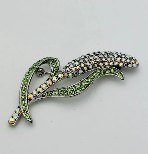 Vintage 1980-90s Silver Tone 120 Crystal Cattails Flower Pin Brooch