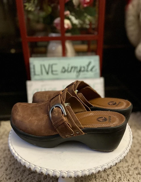 CROCS COBBLER 2.0 Leather Clogs Size 7 Brown Comfort 20.69 PicClick