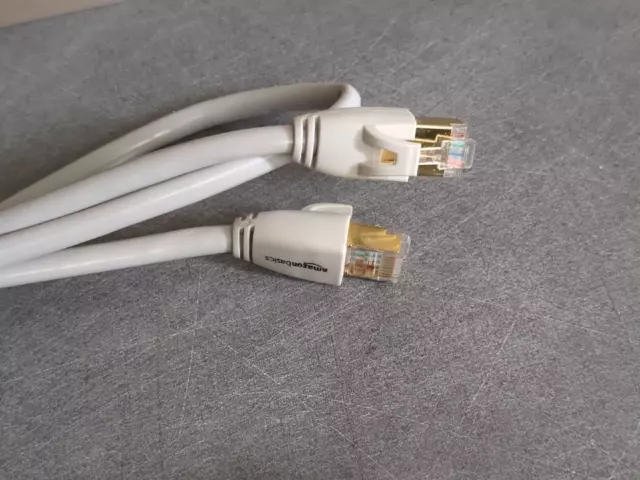 LOT de 2 Câbles Ethernet Amazon Basics - Réseau RJ45 catégorie 7 - 0,9 mètres 3