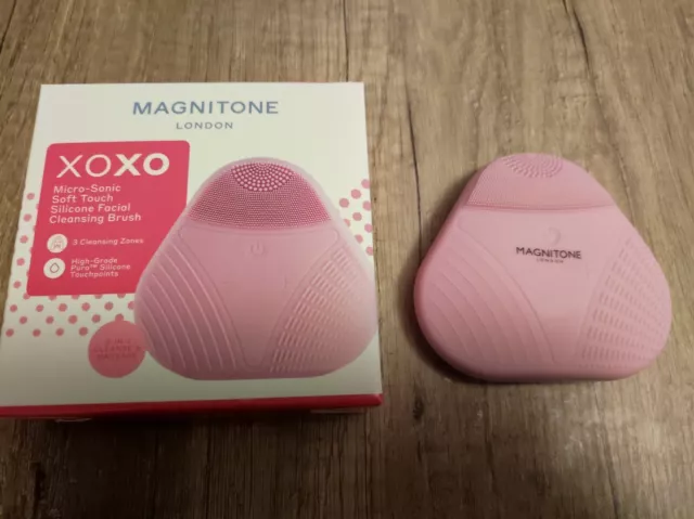 Brosse nettoyante visage XOXO de Magnitone neuf