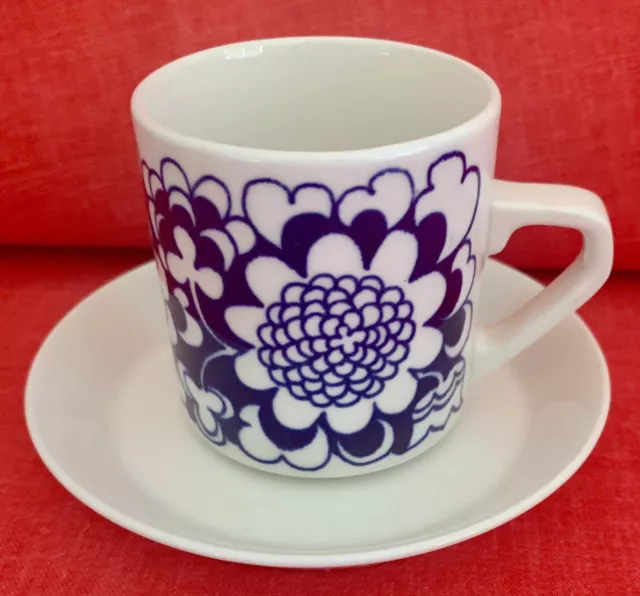 ARABIA FINLAND GARDENIA Esteri Tomula Demitasse/Espresso Cup and Saucer HTF