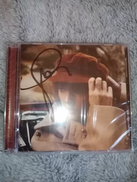 CD 2021 Taylor Swift Signed Autographed