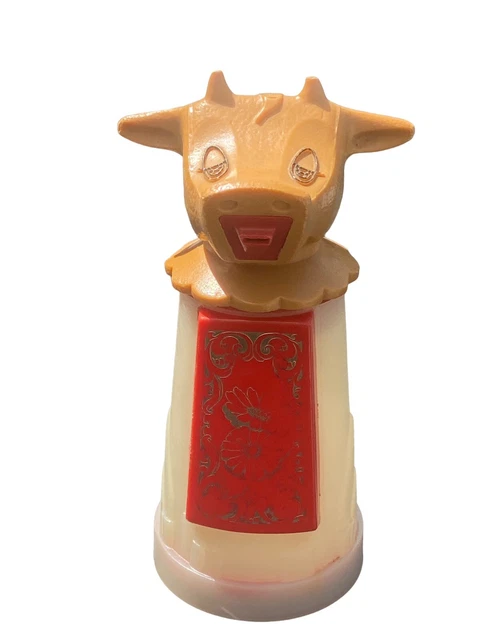 Vtg Moo Cow Plastic Creamer Whirley Industries Made In Usa Red/Silver/Gold