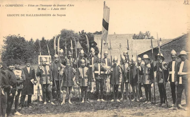 Cpa 60 Compiegne Fetes De Jeanne D'arc Groupe Hallebardiers De Noyon