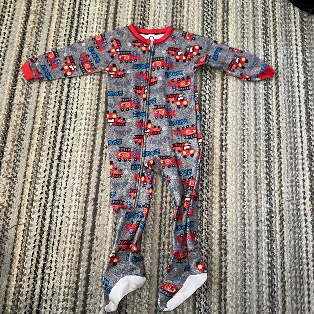 Gerber 100% Polyester 3T One Piece Fire Trucks Sleeper Footed Pajama PJs Grey Gerber 100% Polyester 3T One Piece Fire Trucks Sleeper Footed Pajama PJs Grey