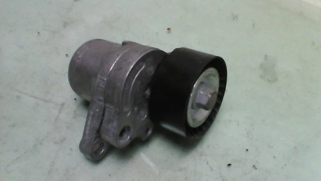 Galet tendeur RENAULT ESPACE 4 PHASE 2 2.0 DCI - 16V TURBO /R:48880555