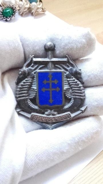 PETIT INSIGNE MILITAIRE pendentif Etat-major de force 2 Nantes EUR 5,00
