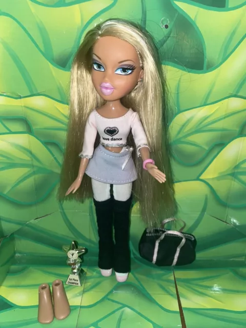 MGA 2007 Bratz Sportz Dance Fianna Doll