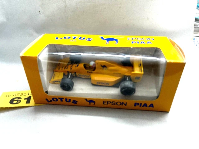 Burago 6107 Lotus 101 F1 Jaune 1989 Nakajima 1:24 - Italie, Occasion Boîte