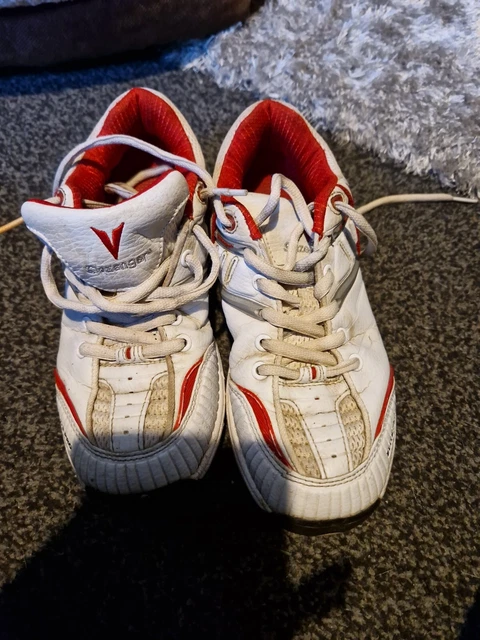 White trainers junior outlet size 3
