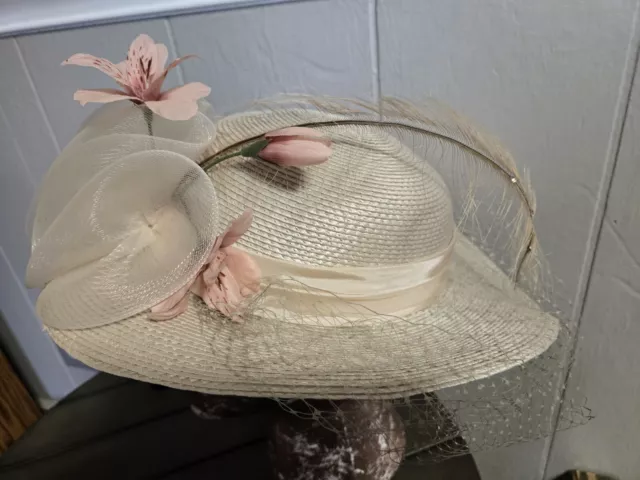 Vintage Sylvia of New York St. Louis Ivory Mesh Woven Womens Wedding Church Hat