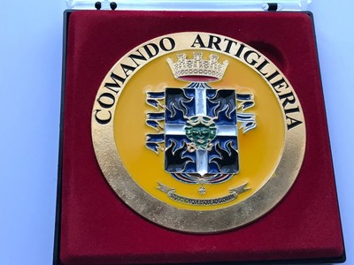 PLACCA CREST MEDAGLIONE SCUOLA ARTIGLIERIA CONTRAEREI ESERCITO ITALIANO  70 Gr. 
