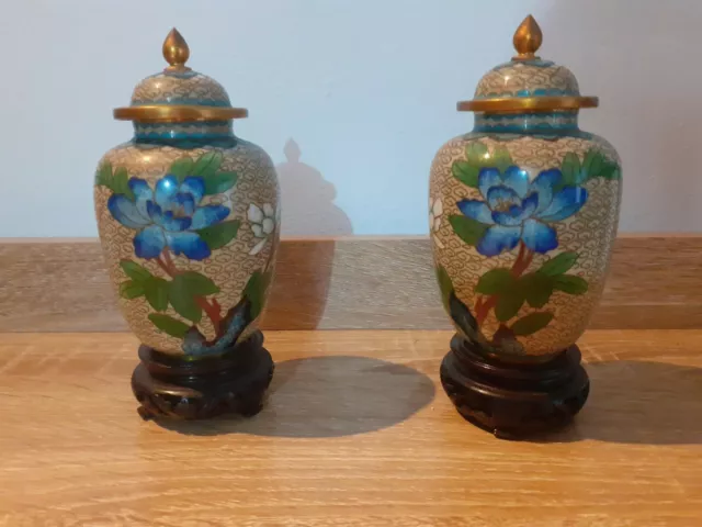 Coppia piccoli Vasi Cinese Cloisonne’ arte orientale XX sec h.16 cm con base 