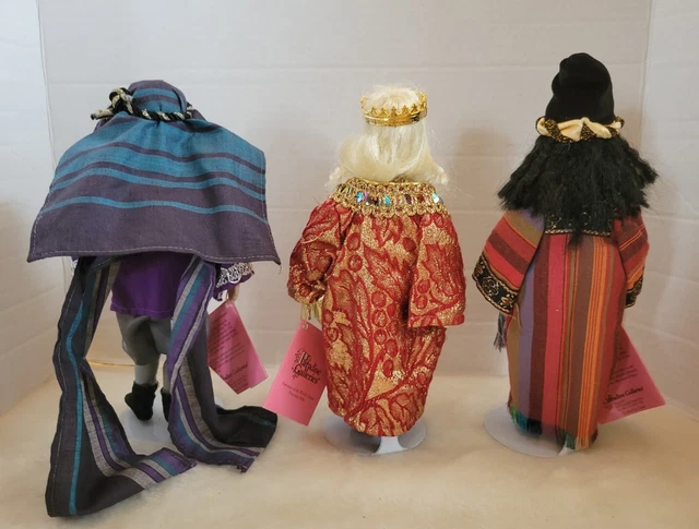 Paradise Galleries Treasury Collection Christmas Nativity Set 8 Dolls & Manger 14