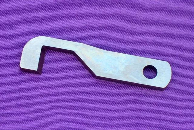 Upper Knife To Fit Husqvarna Viking Overlock/Sergers 905,910,936 #411000034(108)