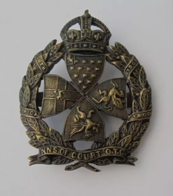 WW1 Inns Of Court O.T.C. Officers Training Corp Bladed Back Cap Badge Original