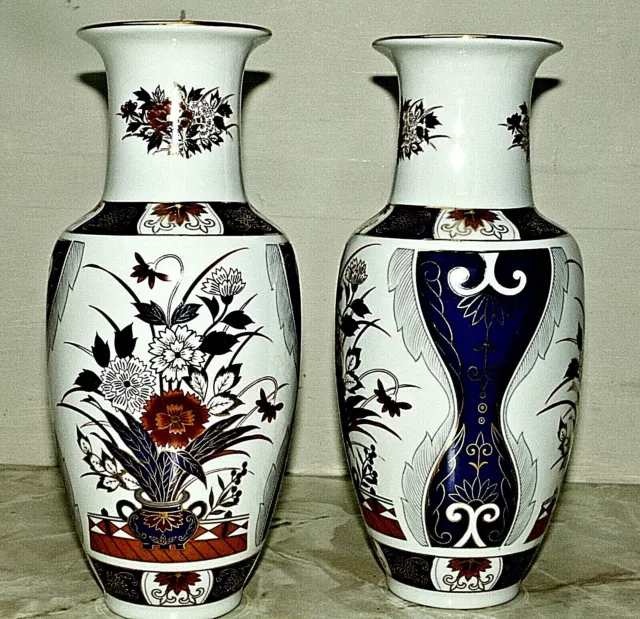 IMARI  10" High Superb x2 Vases Japan pair. no damage.  Eiwa Kinsei Geisha Ware.