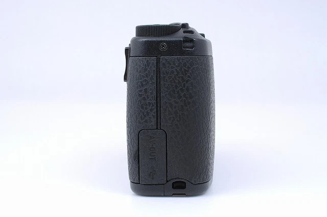 MINT Box / 302 Shots RICOH GR DIGITAL II 10.1MP Digital Camera Black  JAPAN #3 7
