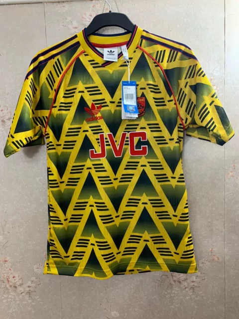 1991-1993 Arsenal Adidas Bruised Banana Modern Reissue Away Shirt BNWT -  Marketplace, Classic Football Shirts, Vintage Football Shirts, Rare  Soccer Shirts, Worldwide Delivery, 90's Football Shirts