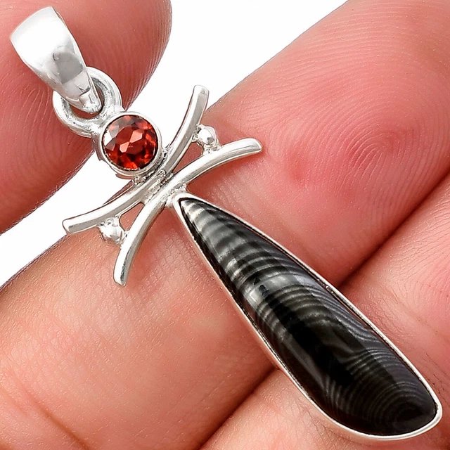 Crown Of Silver Psilomelane - Black Malachite & Garnet 925 Silver Pendant P-5115