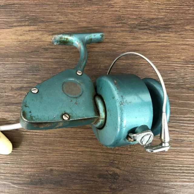 VINTAGE PENN REEL Spinfisher 704 Greenie Spinning Reel - Made in USA $45.00  - PicClick