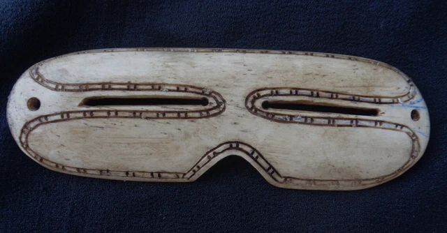 Tribal Art lunettes de neige Inuit en os marin Schneebrille Inuit snow goggles,