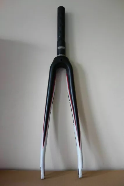 Focus carbon hot sale fork