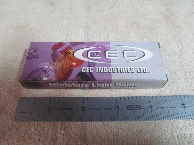 Nos Box Of 10 Miniature Cec Light Bulbs, #194, 12-Volt,  1 Cp, Auto/Truck.