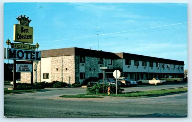 GRAND ISLAND, Nebraska NE~ Roadside ISLAND INN Best Western Motel 1970s Postcard