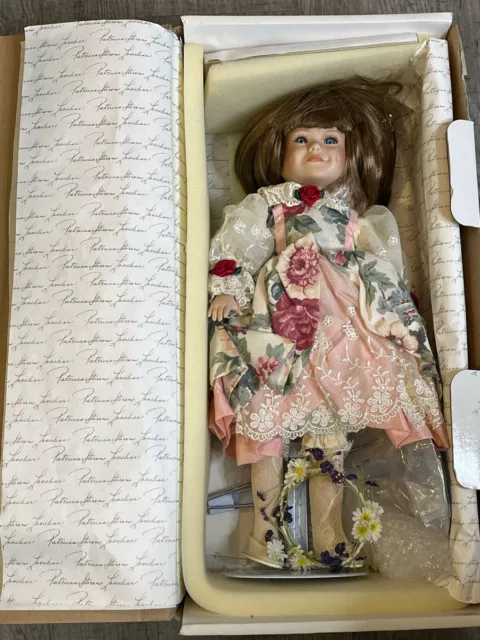 NEW IN BOX VINTAGE PATRICIA LOVELESS LUCINDA 16” PORCELAIN 90’s ARTIST DOLL, NIB