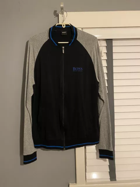 Hugo Boss zip up sweatshirt (S). Worn a few times. 10/10 condition. 100% cotton.