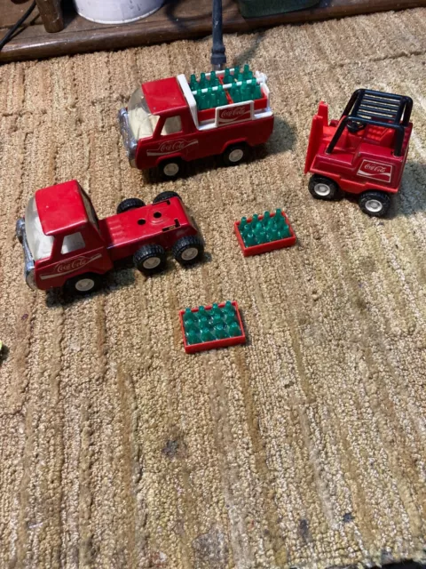 Vintage  Buddy L Toy Coca Cola Delivery Trucks w/ Crates Bottles Fork lift lot