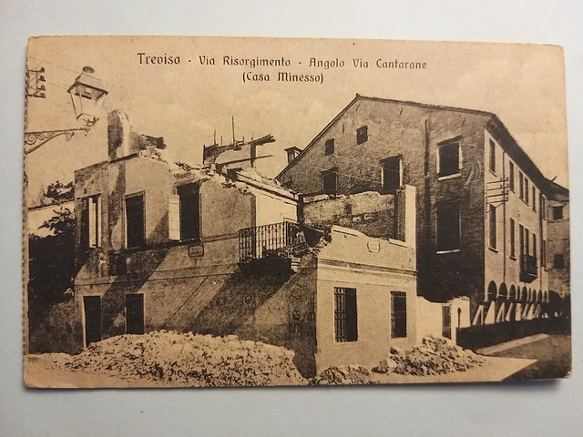 Treviso - Via Risorgimento - Angolo Via Cantarane (Casa Minesso).