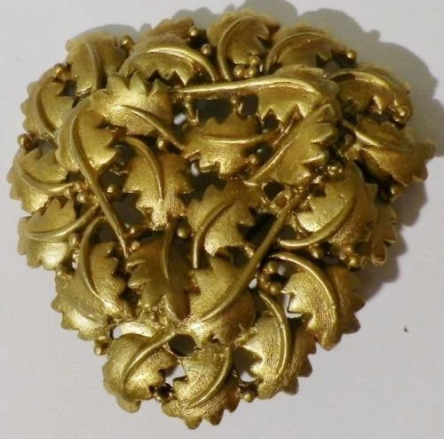 Broche Vintage Florale En Or - Cristaux Vert émeraude, Motif Relief, Occasion