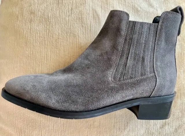 NEW Aquatalia "Carmie" Weatherproof Grey Suede Women's Boot, Size 10M, $495