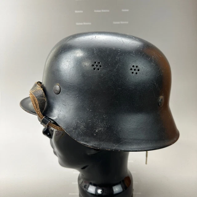 Alter Stahlhelm Feuerlöschpolizei Feuerwehr Wehrmacht