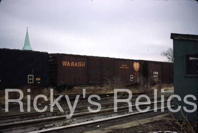 Original Slide WAB #20629 Boxcar Wabash 1977 Lafayette IN Action PRR