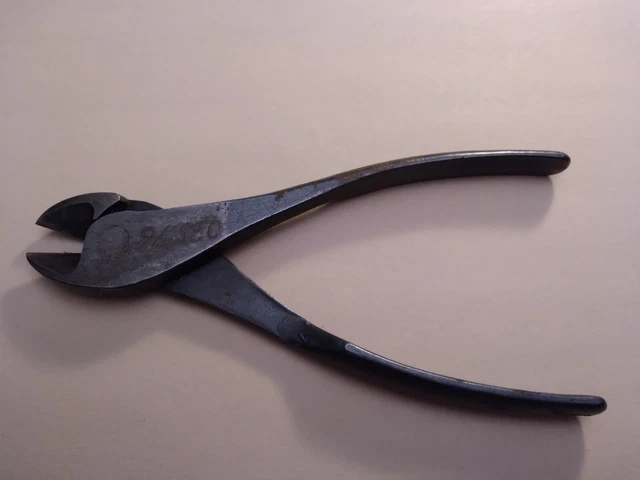 Vintage Electrician Lineman Side Cutter Pliers - Utica - 03576