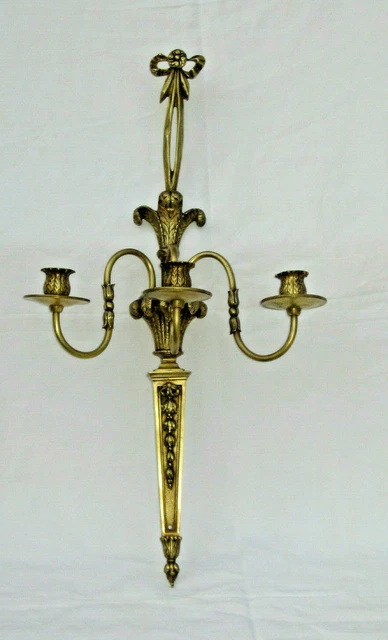 Ancienne applique à trois feux en bronze laiton