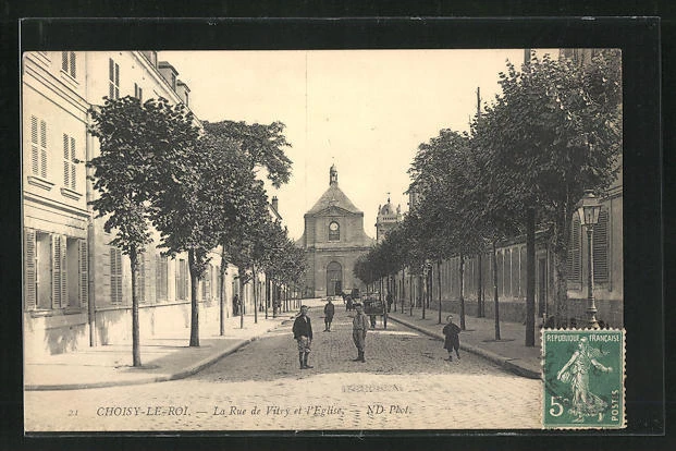 CPA Choisy-le-Roi, La Rue de Vitry et l´Eglise 1911