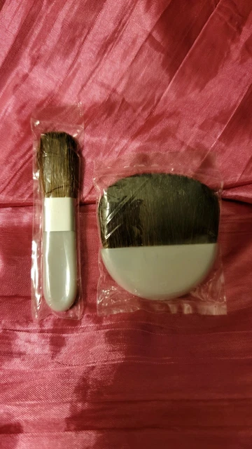 LOT OF 2 Mary Kay POWDER/ FOUNDATION & BLUSH Sable Brushes NEW AND SEALED