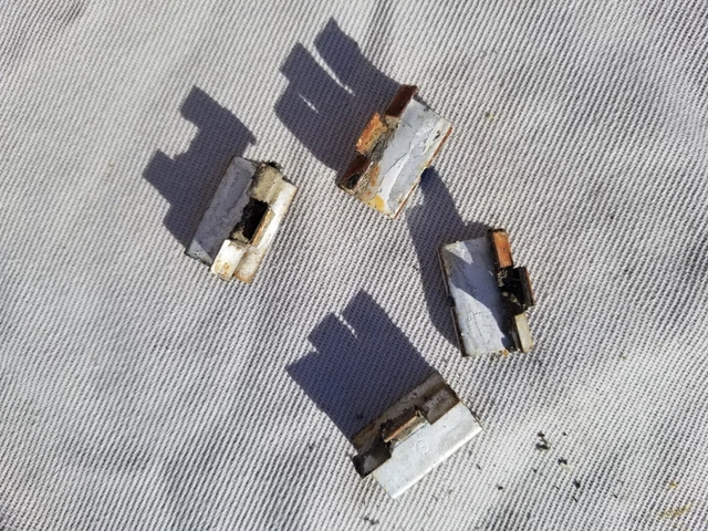 1960 1961 1962 Dodge Chrysler Plymouth Front Windshield Upper Trim Moulding Clip