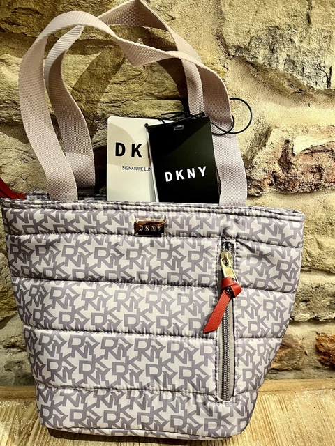 Dkny signature lunch bag on sale