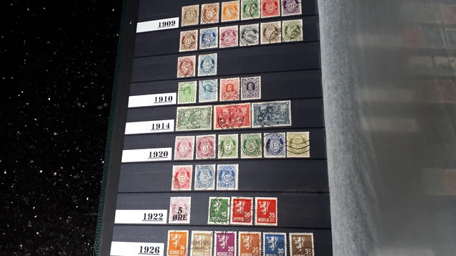 BRIEFMARKEN "NORWEGEN" auf 31 Albumseiten ab Klassik, nicht komplett, TIP