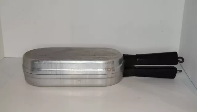 Vintage Miracle Maid Cookware Omelette,Fish Hinged Folding Cast Aluminum-USA Vintage Miracle Maid Cookware Omelette,Fish Hinged Folding Cast Aluminum-USA