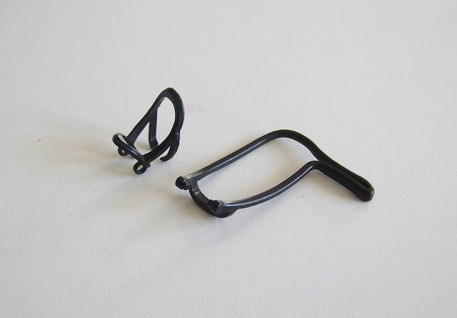 Playmobil Licol R&ecirc;nes Noir Cheval 1ere G&eacute;n&eacute;ration Western